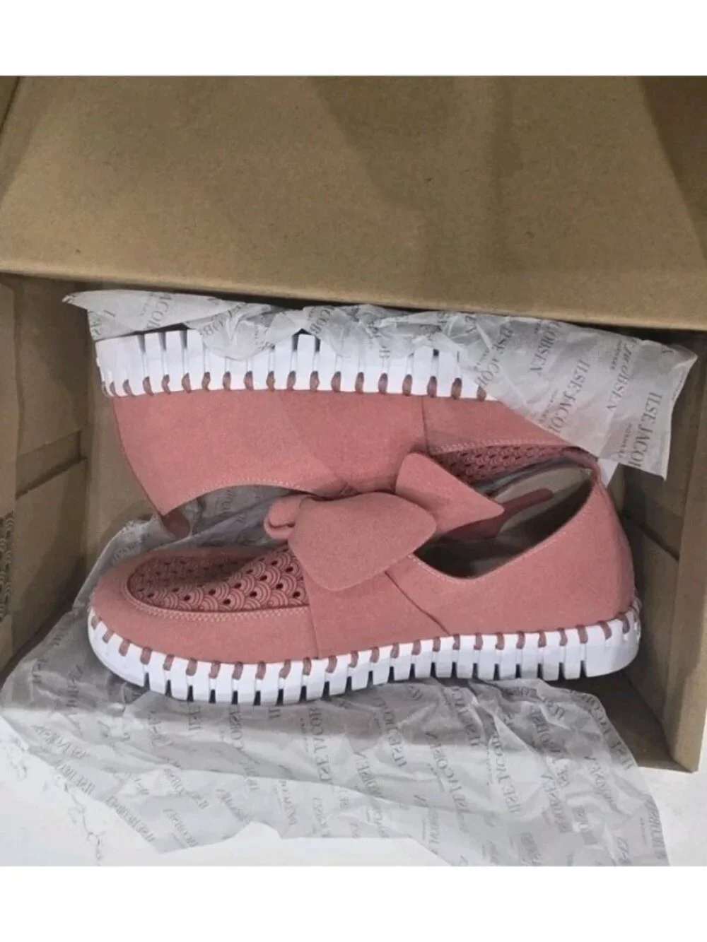 Ilse Jacobsen Tulip 4086 Rouge Slip-on Shoe Women's EU size 37 US Size 6.5